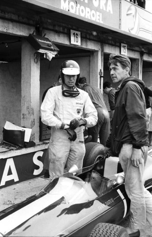 Nurburgring : les deux Jim aux essais : Clark et Endruweit
© Jutta Faussel